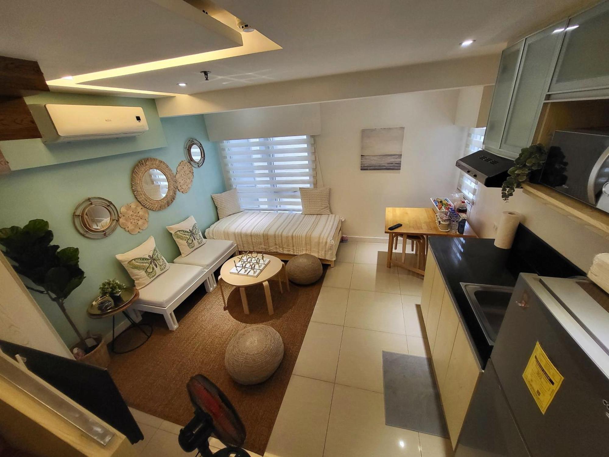 Muggle Stay Guest House - Bonifacio Global City Taguig マニラ市 エクステリア 写真