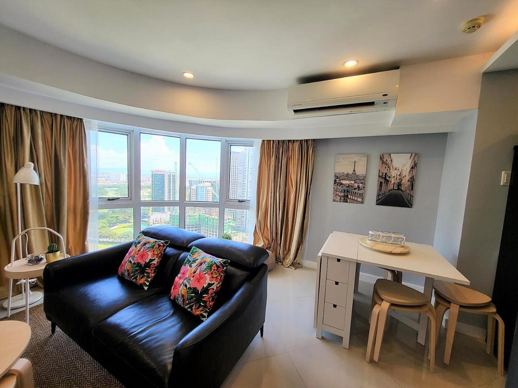 Muggle Stay Guest House - Bonifacio Global City Taguig マニラ市 エクステリア 写真
